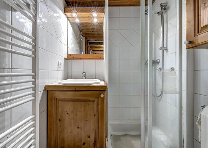 Jardin Du Parc Mont Blanc- Alpine Style In The Heart Of *